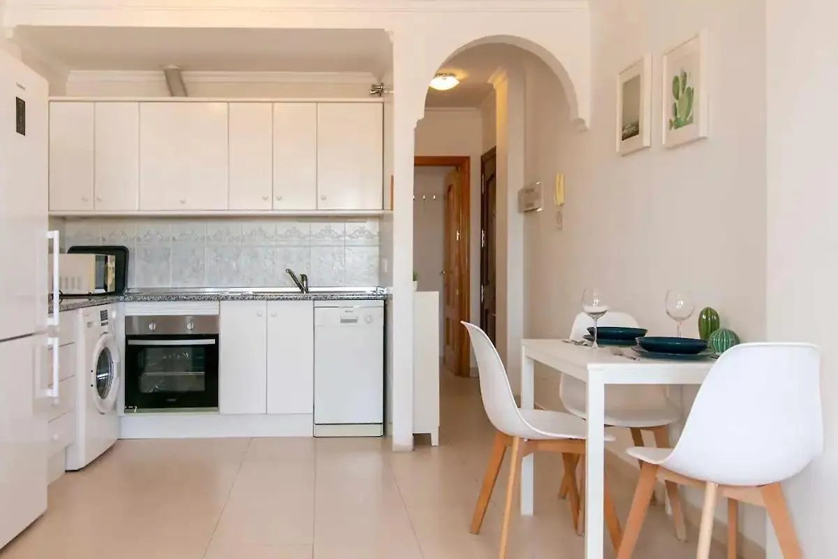 Vacation Apartment Nerja Quiet & Close To Beach